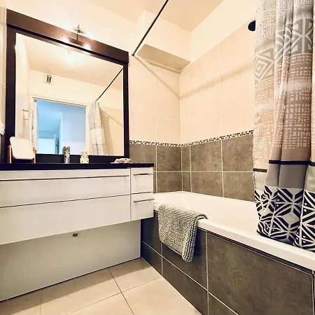 Apartmán 2 Bed In Walk To & Old Town!